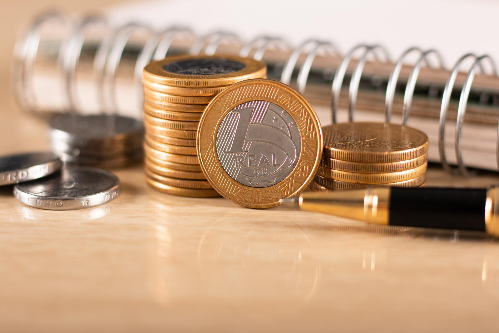 Cenário Econômico e a Negociação de Ativos Judiciais para 2026